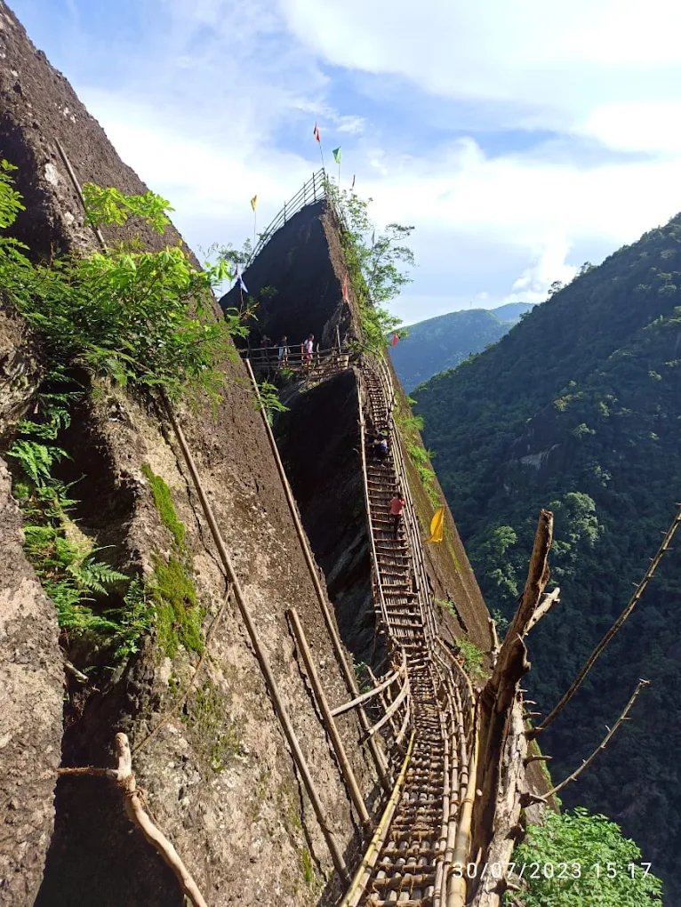 Bamboo trek (Wahkhen)